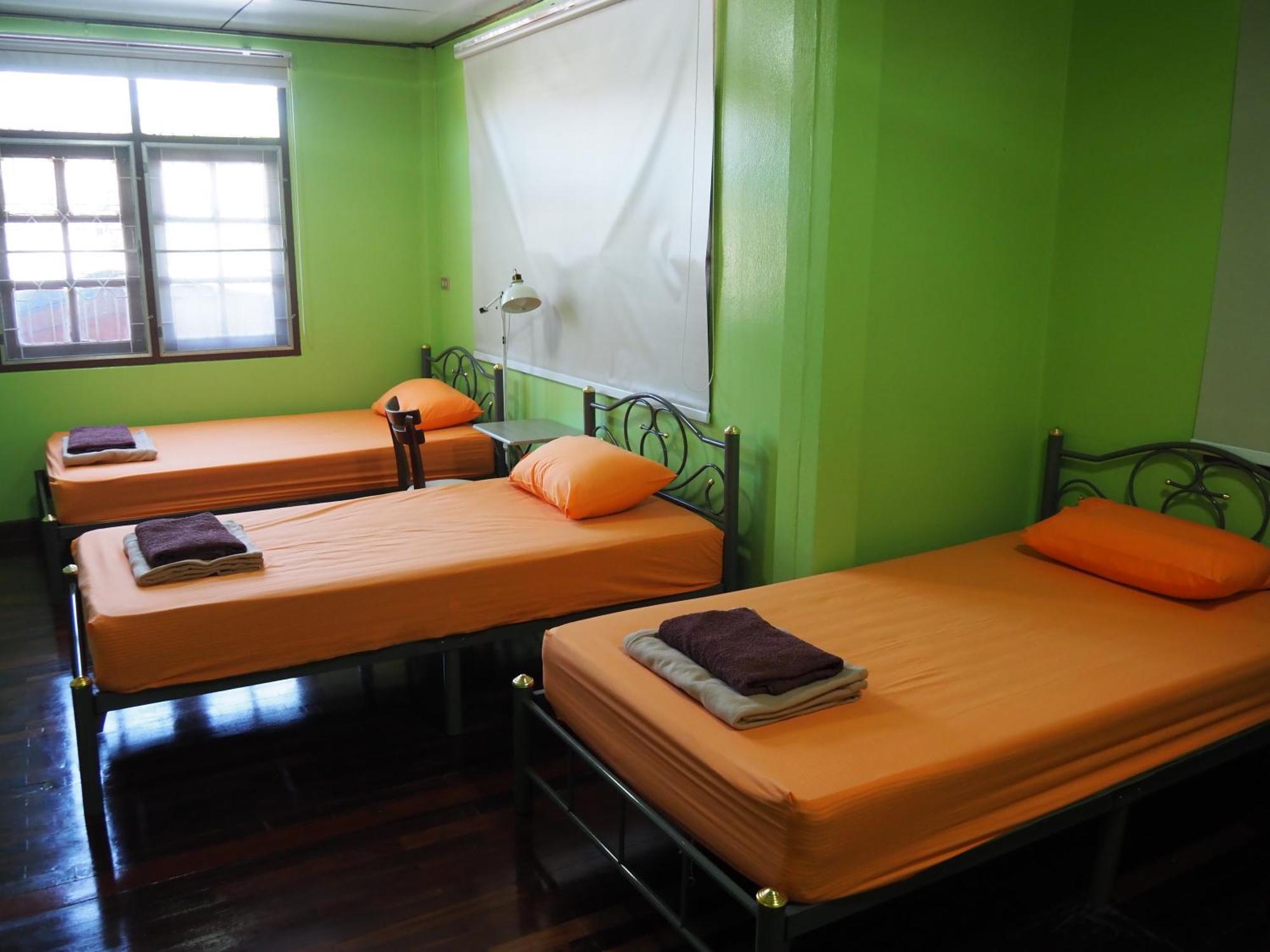 Punnpannsuk Hostel Τρατ Εξωτερικό φωτογραφία