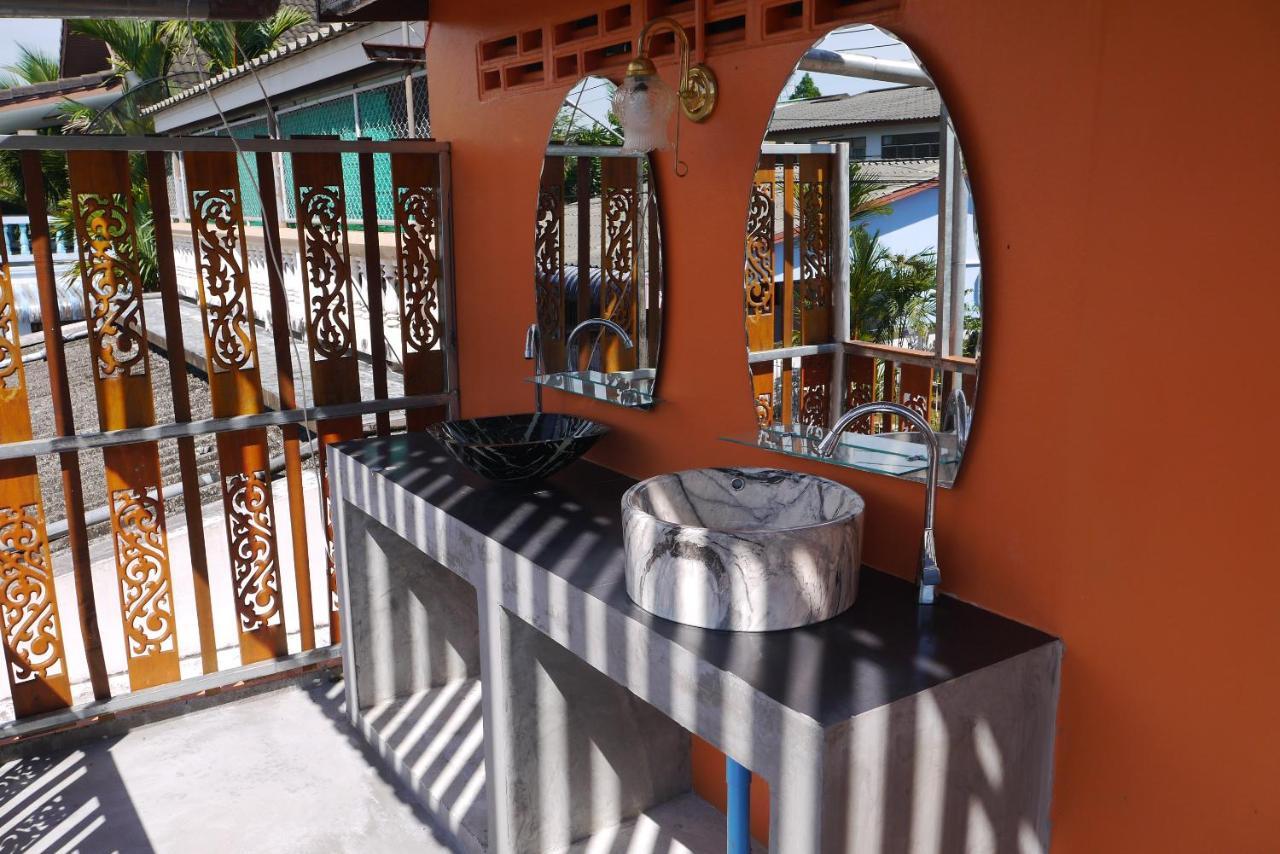 Punnpannsuk Hostel Τρατ Εξωτερικό φωτογραφία